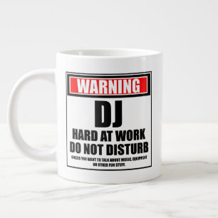 Caneca De Café Grande Aviso Ao Duro DJ No Trabalho Não Incomodar