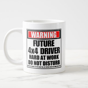 Caneca De Café Grande Aviso Futuro Duro De Driver 4x4 No Trabalho