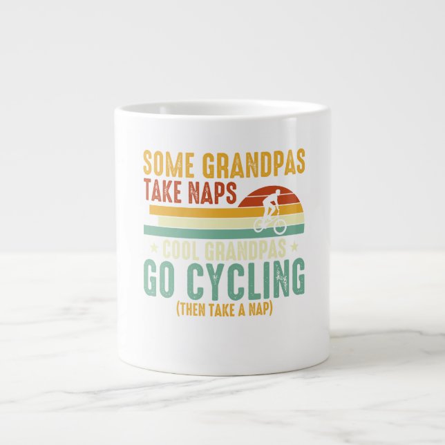 Caneca De Café Grande Avôs Legais Fazem Ciclismo (Frente)
