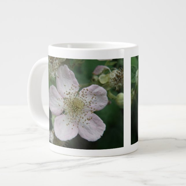Caneca De Café Grande Blackberry Flower Macro Mug (Frente Esquerda)