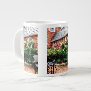 Caneca De Café Grande Café Externo Com Hydrangea