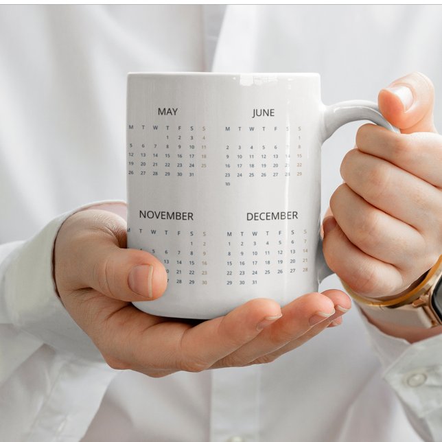 Caneca De Café Grande Calendário 2025 | Na moda e funcional (Criador carregado)