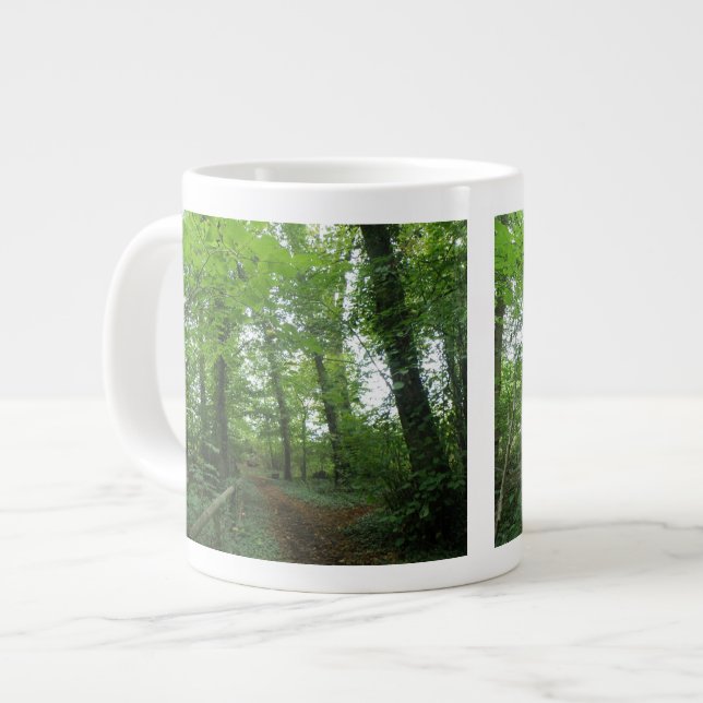 Caneca De Café Grande Caminho através da Floresta Verde Mug (Frente Esquerda)