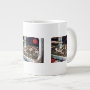 Caneca De Café Grande Chaves e Lata de Óleo