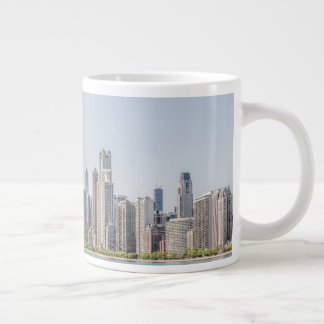 Caneca De Café Grande Chicago Skyline Com O Lago Michigan