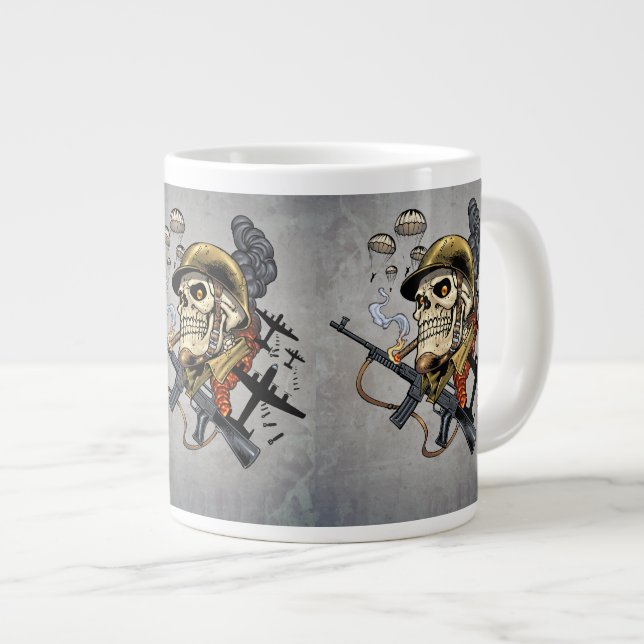 Caneca De Café Grande Crânio com capacete, aviões e bombas (Frente Esquerda)