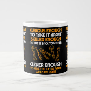 Caneca De Café Grande Curioso O Suficiente Para Levá-Lo Além Do Carro Ga