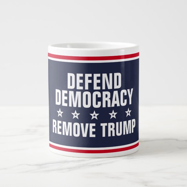 Caneca De Café Grande Defender Democracia Remover Trump (Frente)
