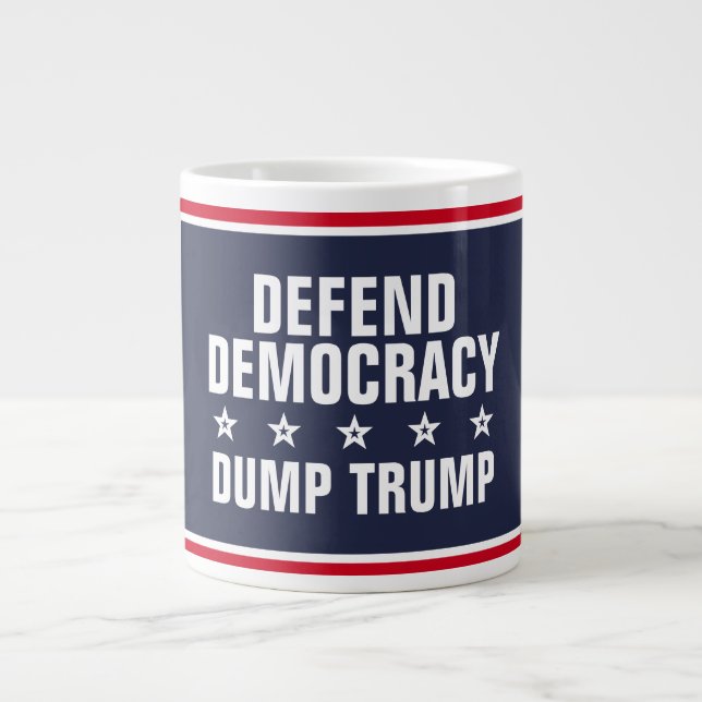 Caneca De Café Grande Defender o Despejo da Democracia (Frente)