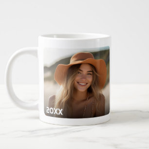 Caneca De Café Grande Design Minimalista Moderno com Ano