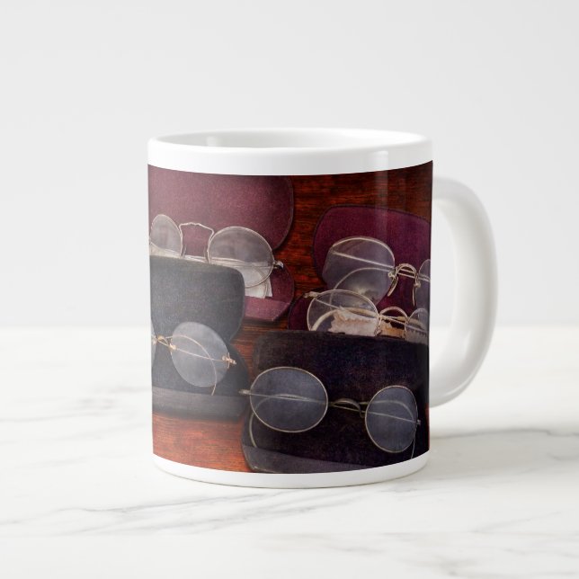 Caneca De Café Grande Doutor - Optometrista - Conjunto de Ópticas (Frente Esquerda)