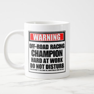 Caneca De Café Grande Duro De Campeão De Corrida Exterior No Trabalho