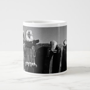 Caneca De Café Grande Eskimo vestido de pele vintage Alasca iglu de gram