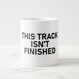 Caneca De Café Grande Esta faixa não está terminada - Design de texto br