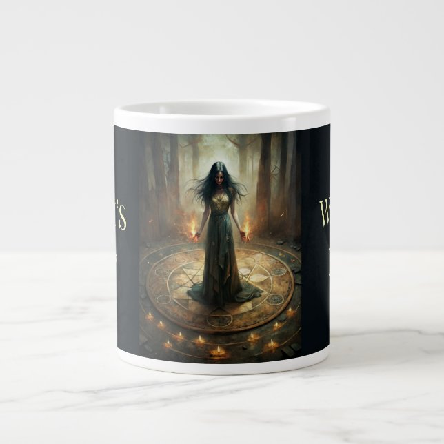 Caneca De Café Grande Feiticeira - Bruxa Ritual com Círculo Pentápico (Frente)