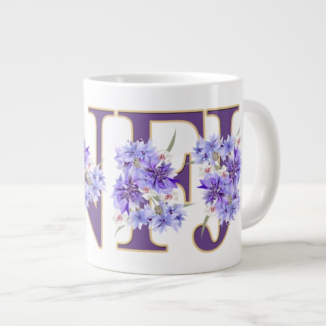 Caneca De Café Grande Feminina INFJ - Letra floral MBTI - Prata gigante  (Frente Esquerda)