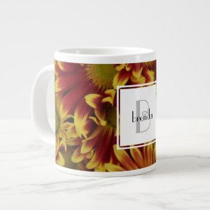 Caneca De Café Grande Floral personalizado, margarida amarela com nome/i