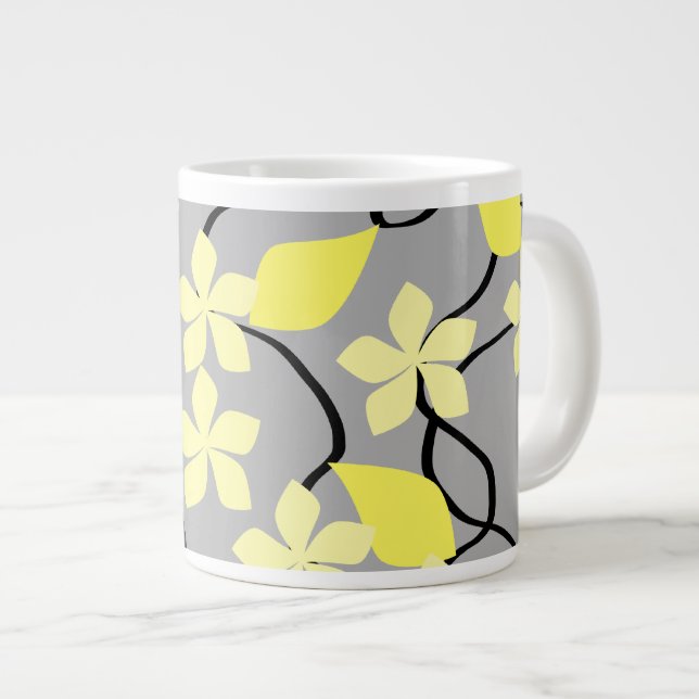 Caneca De Café Grande Flores amarelas e Cinzas. Padrão Floral. (Frente Esquerda)