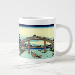Caneca De Café Grande Fuji viu através da ponte Mannen em Fukagawa