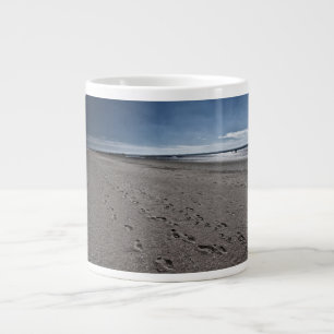 Caneca De Café Grande Grande praia no Mar do Norte
