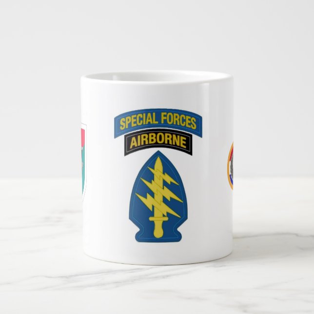 CANECA DE CAFÉ GRANDE GRUPO DAS FORÇAS ESPECIAIS 20 JUMBO MUG (Frente)
