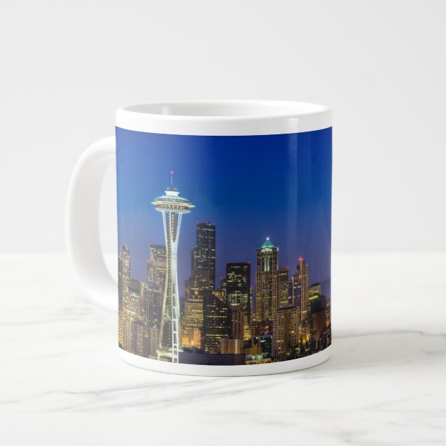 Caneca De Café Grande Imagem de Seattle Skyline nas horas da manhã. (Frente Esquerda)