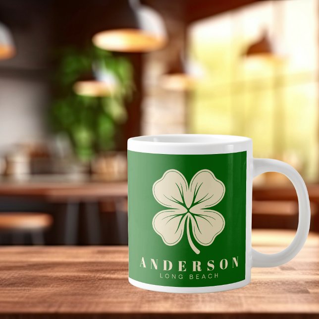 Caneca De Café Grande Irish Lucky Four Folheto com Nome Verde (Criador carregado)