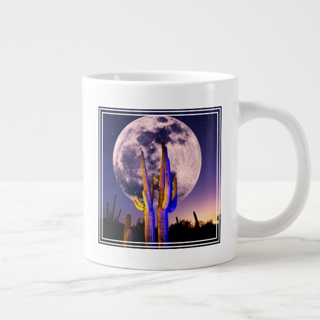 Caneca De Café Grande Lua Cheia Sobre Saguaro Cactus (Direita)