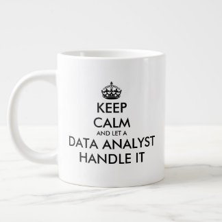 Caneca De Café Grande Mantenha calma e deixe um analista de dados lidar