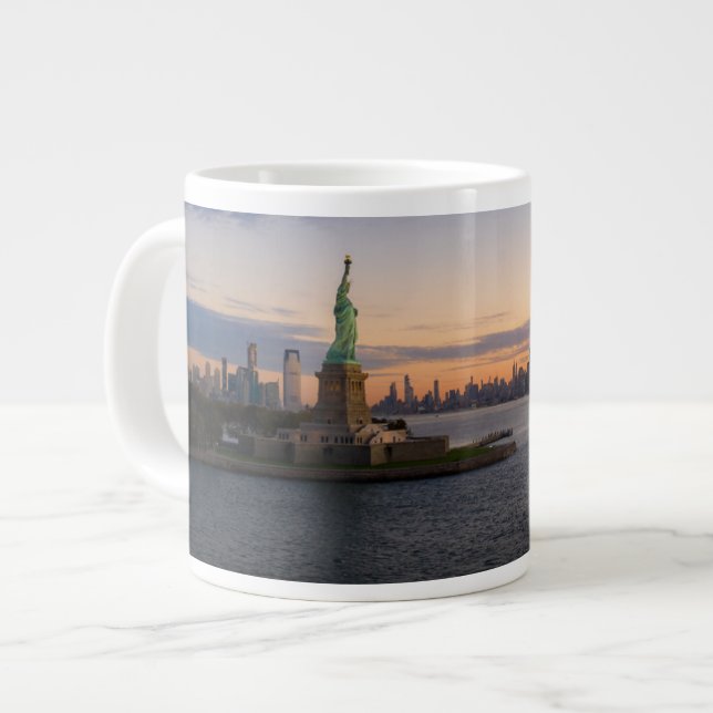 Caneca De Café Grande Monuments | Statue of Liberty NYC (Frente Esquerda)