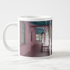 Caneca De Café Grande Neve de inverno em varanda cor-de-rosa - Vineyard 