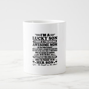 Caneca De Café Grande O Filho Sortudo Tem Uma Mãe Incrível, Augus