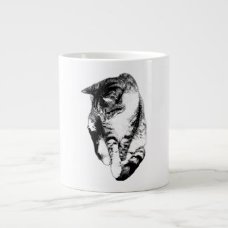 Caneca De Café Grande Olhando Para Baixo, Gato Monocromático