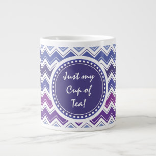 Caneca De Café Grande Padrão Chevron Tribal ZigZag em azul e roxo