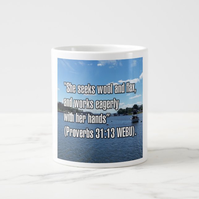 Caneca De Café Grande Proverbs 31:13 WEBU Mug (Frente)