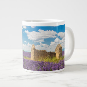 Caneca De Café Grande Ruína em Campo de Lavanda, França