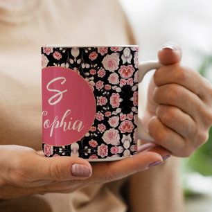 Caneca De Café Grande Script de padrão floral cor-de-rosa na moda Monogr
