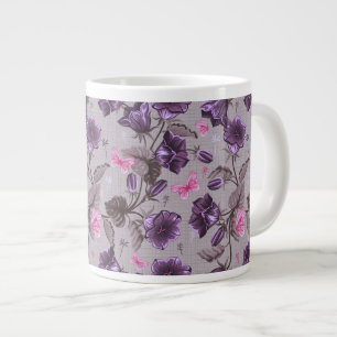 Caneca De Café Grande sinos de mão violeta e padrão de borboletas rosa
