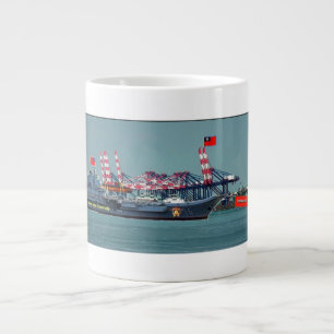 Caneca De Café Grande Sob nova propriedade, retrata uma reversão da fort