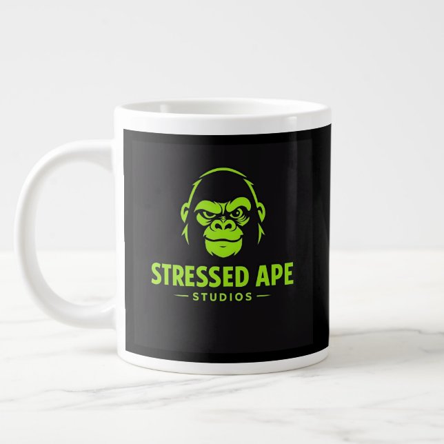 Caneca De Café Grande Stressed Ape Studios Green Logo (Esquerda)