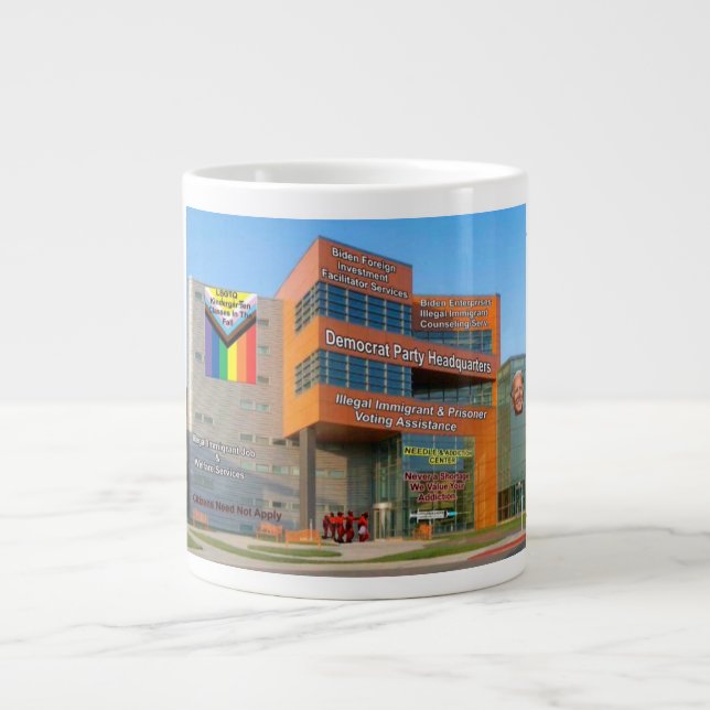 Caneca De Café Grande Todos são bem-vindos a votar como democrata. (Frente)