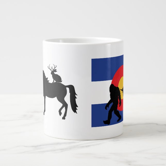 Caneca De Café Grande Unicórnio, Pé Grande e Jackalope (Frente)