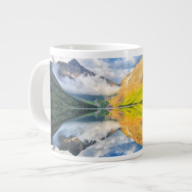 Caneca De Café Grande Upper Two Medicine Lake no Sunrise (Frente Esquerda)