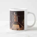 Caneca De Café Grande Vintage Science Fiction Rocket explode fora do pla<br><div class="desc">Ilustração vintage: viagem futurista e imagem de ficção científica de transporte do futuro. Um clássico design de quadrinhos retrô sci fi com um retrô ficção científica apresentando um foguete que sai de um planeta estrangeiro para um céu escuro à noite com a lua e estrelas à distância.</div>