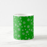 Caneca De Café Grãos verdes e prateados, flocos de neve, café mug<br><div class="desc">Mata de flocos de neve azul e prata</div>