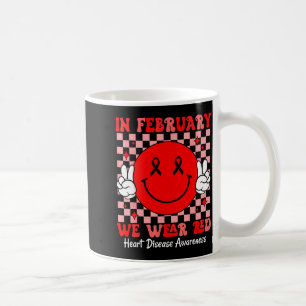 Caneca De Café Groovy Em Fevereiro Usamos Vermelho Para Doença Ca