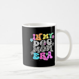 Caneca De Café Groovy na era de mãe de cachorro fofa mãe de pelo