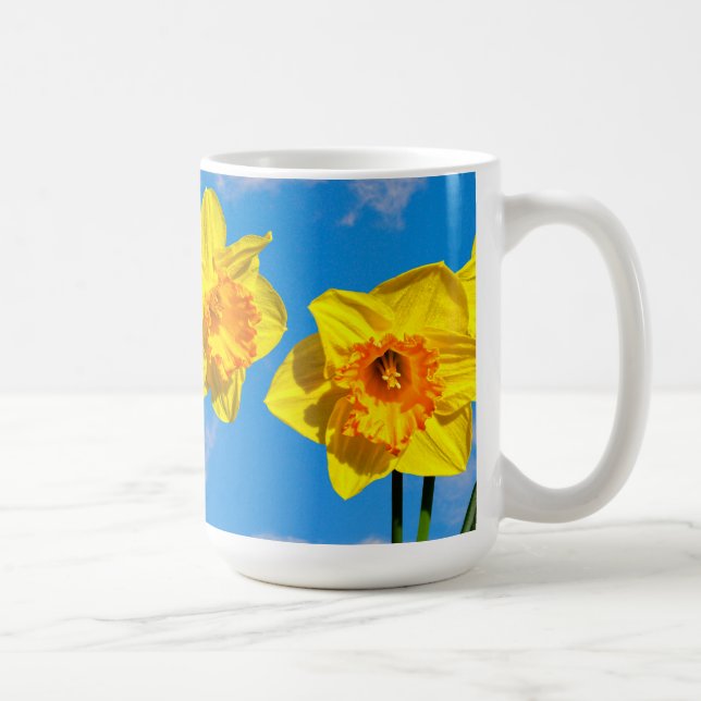 Caneca De Café Grupo de Daffodils Douradas Flores da Medalha Mug (Direita)