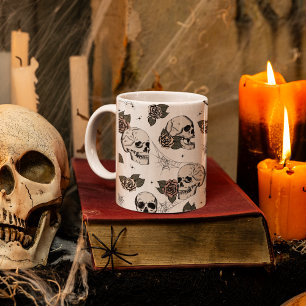 Caneca De Café Halloween de crânios e Rosas góticos