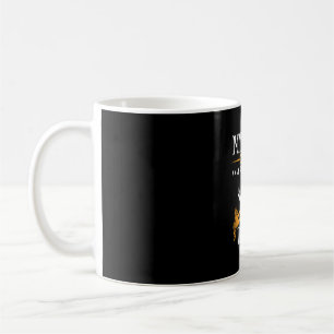 Caneca De Café Halloween Minha mãe treinou um aniversário de brux